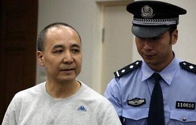 原昆明铁路局长闻清良受贿一审判死缓上诉 二审推翻指控