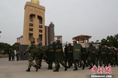 深挖扩线|湛江逾千警力清剿遂溪涉赌涉毒村 当场抓获犯罪嫌疑人33名